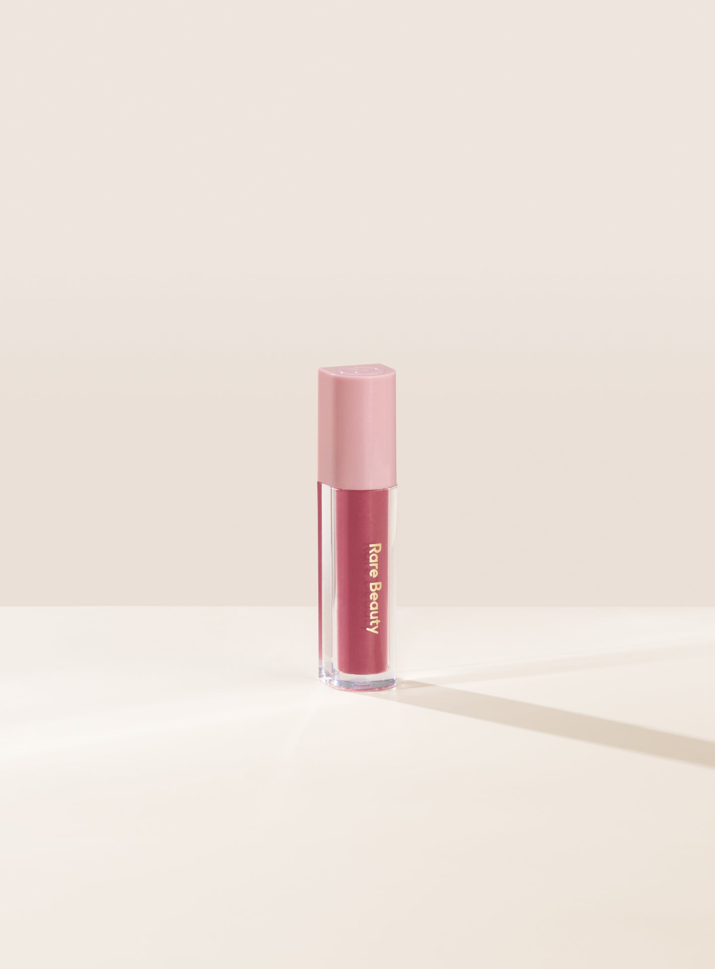Stay Vulnerable Liquid Eyeshadow - Image 4